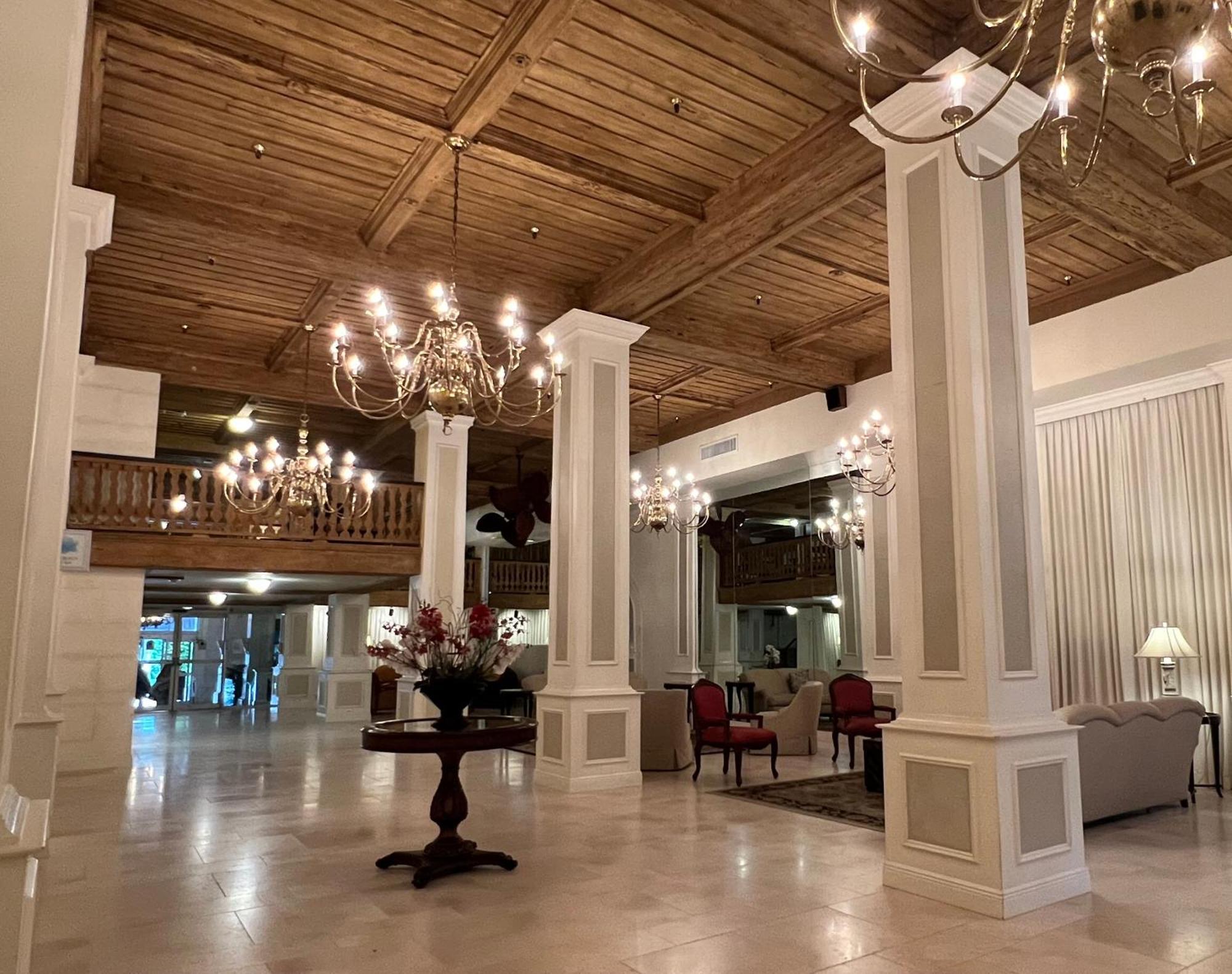 Orchid Suites - Historic Palm Beach Hotel Condominium Buitenkant foto